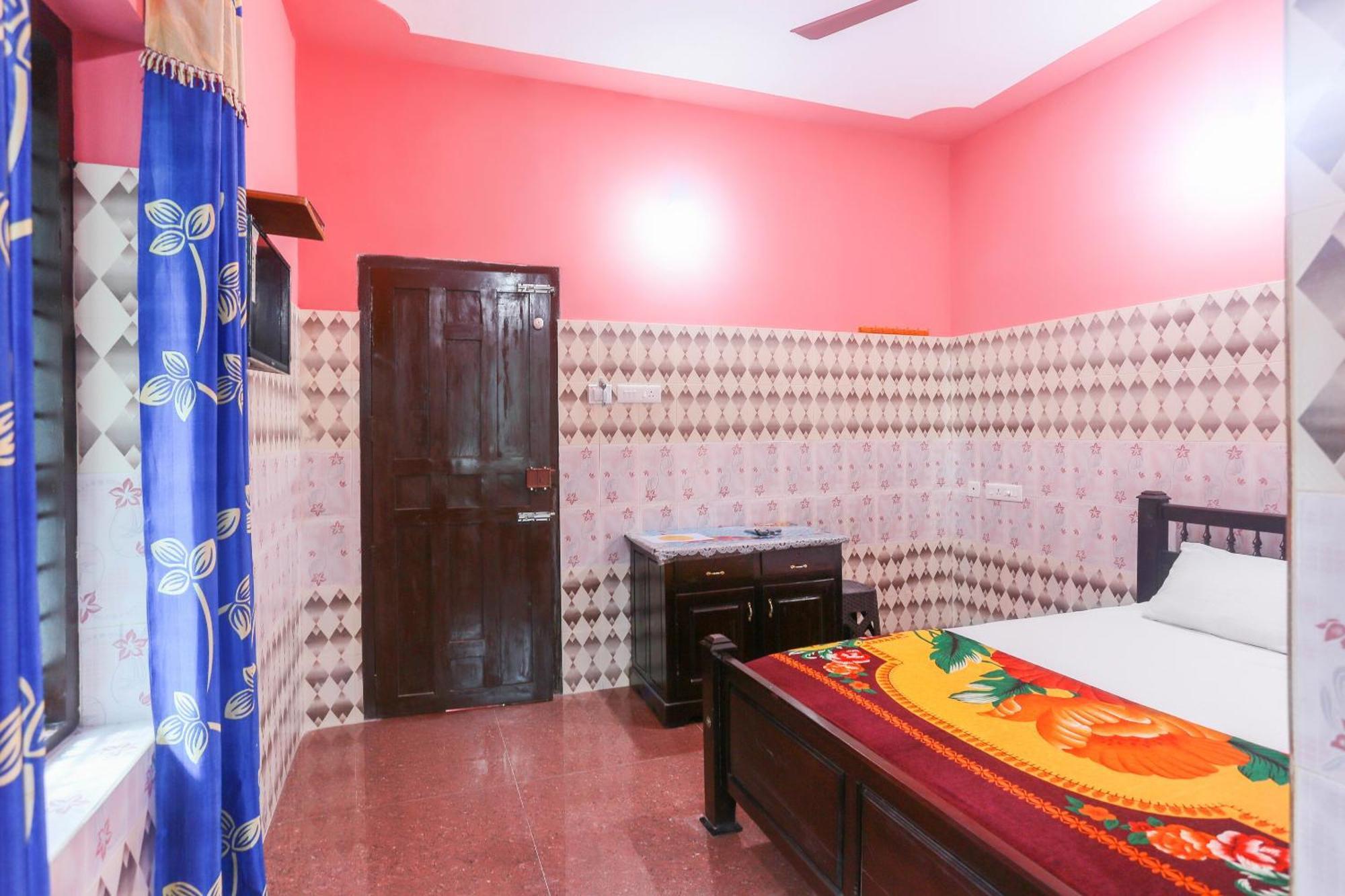 Hotel O Sree Bhadra Tourist Home Kollam Exterior foto